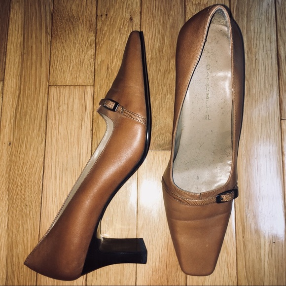 Bandolino Square Toe Heel in Camel 8.5M - Picture 4 of 8